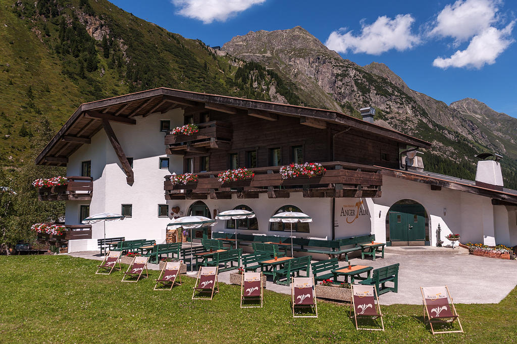Natur Residenz Anger Alm - Adults Only Sankt Leonhard im Pitztal Exterior foto